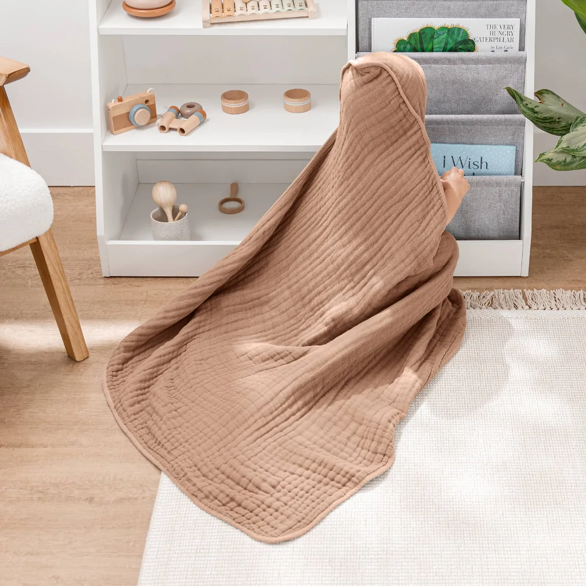 Mauvefarbenes Comfy Cubs Baby-Kapuzenbadetuch